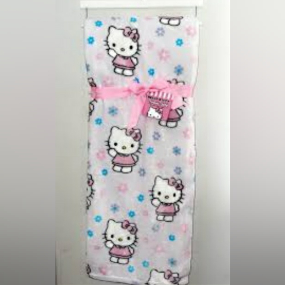 hello kitty blanket extra photos